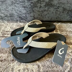 NWT Olukai Ohana Pa’i Women’s Sandals Silt Mo